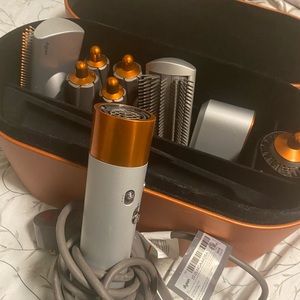 Dyson Airwrap Complete Limited Color